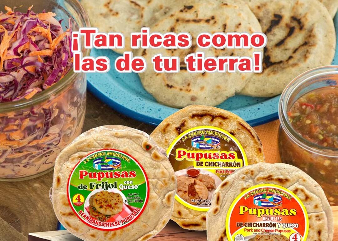 Pupusas de chicharrón salvadoreñas con curtido y salsa tradicional